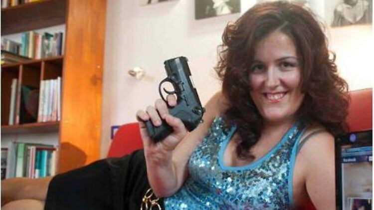 Ecco "La Colt", la candidata grillina a Oristano