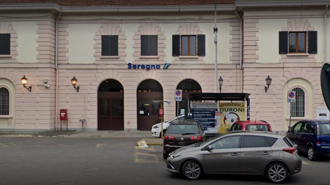 La morde e prova a spogliarla: l'orrore sul treno per Milano