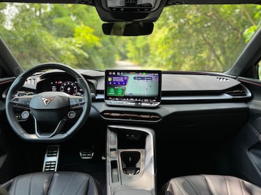Cupra Terramar: guarda la gallery dell'ibrido da 272 CV 17