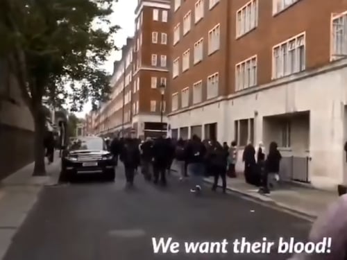 Europa, è tornata la caccia all'ebreo nelle strade: "Vogliamo il loro sangue"