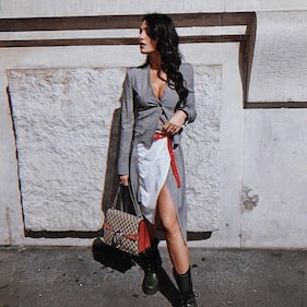 Ludovica Valli sensuale su Instagram: gli scatti dell'ex tronista di Uomini e Donne 9
