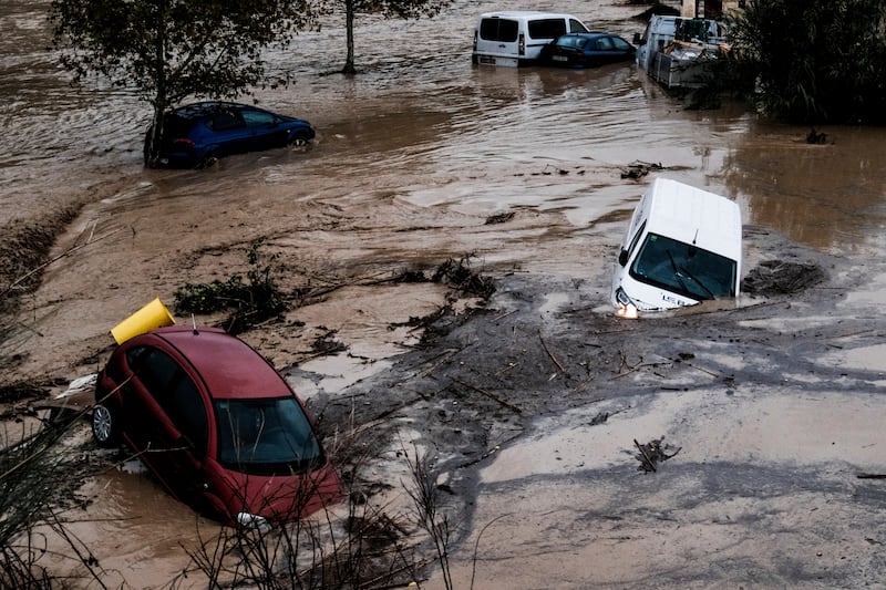 Spagna, Valencia colpita dalle alluvioni: morte e distruzione 2