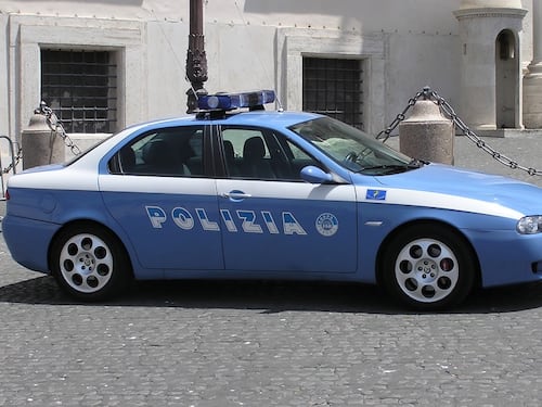 Estorsione, scatta la trappola: giovane sinti arrestato al supermercato
