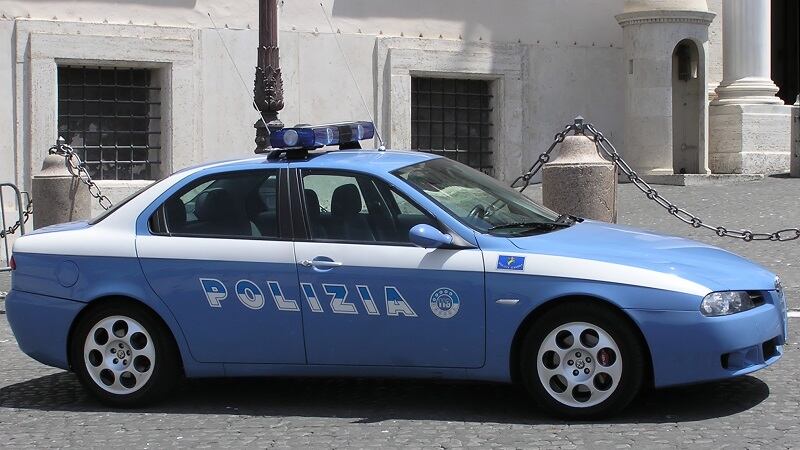 Estorsione, scatta la trappola: giovane sinti arrestato al supermercato