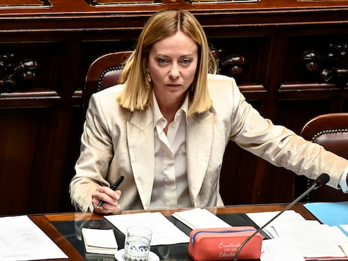 Meloni zittisce le critiche: "La compattezza del governo non si valuta dai ministri in Aula"