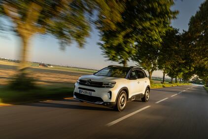 Citroen C5 Aircross Hybrid 136: guarda tutte le foto 12