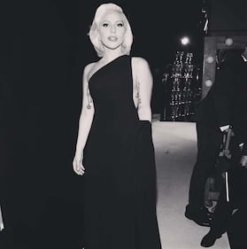Billboard: Lady Gaga a seno nudo donna dell'anno 13