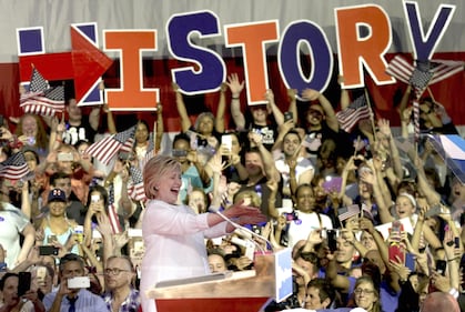 Hillary Clinton festeggia a Brooklyn 7