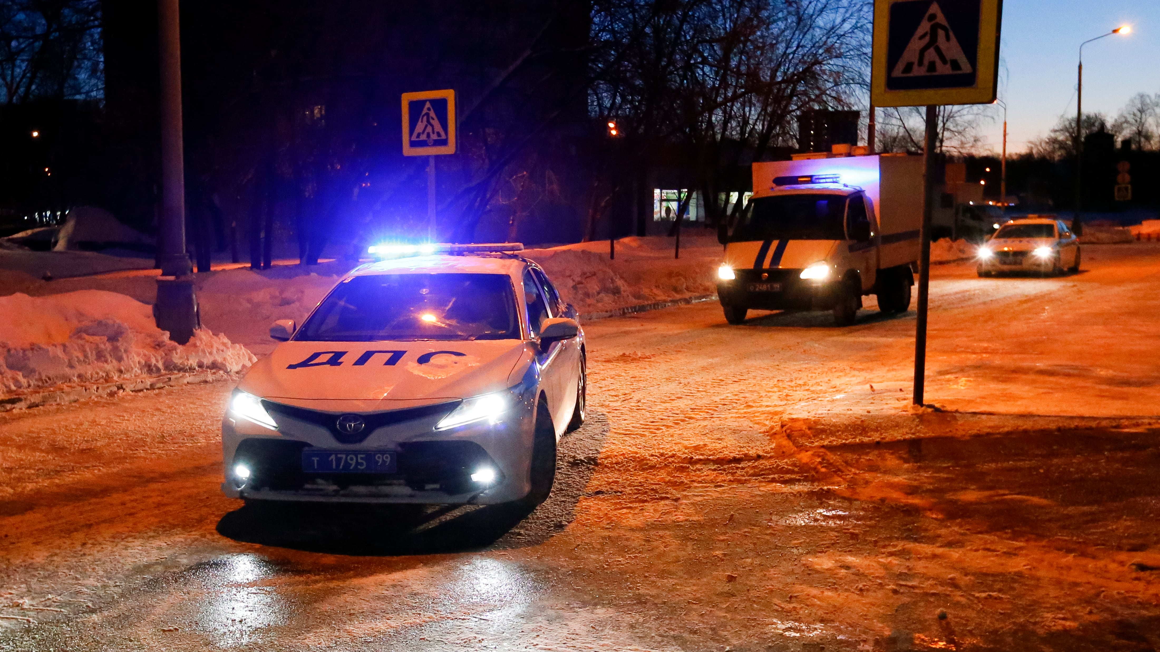 Perde ai videogame e si sfoga massacrando i vicini di casa