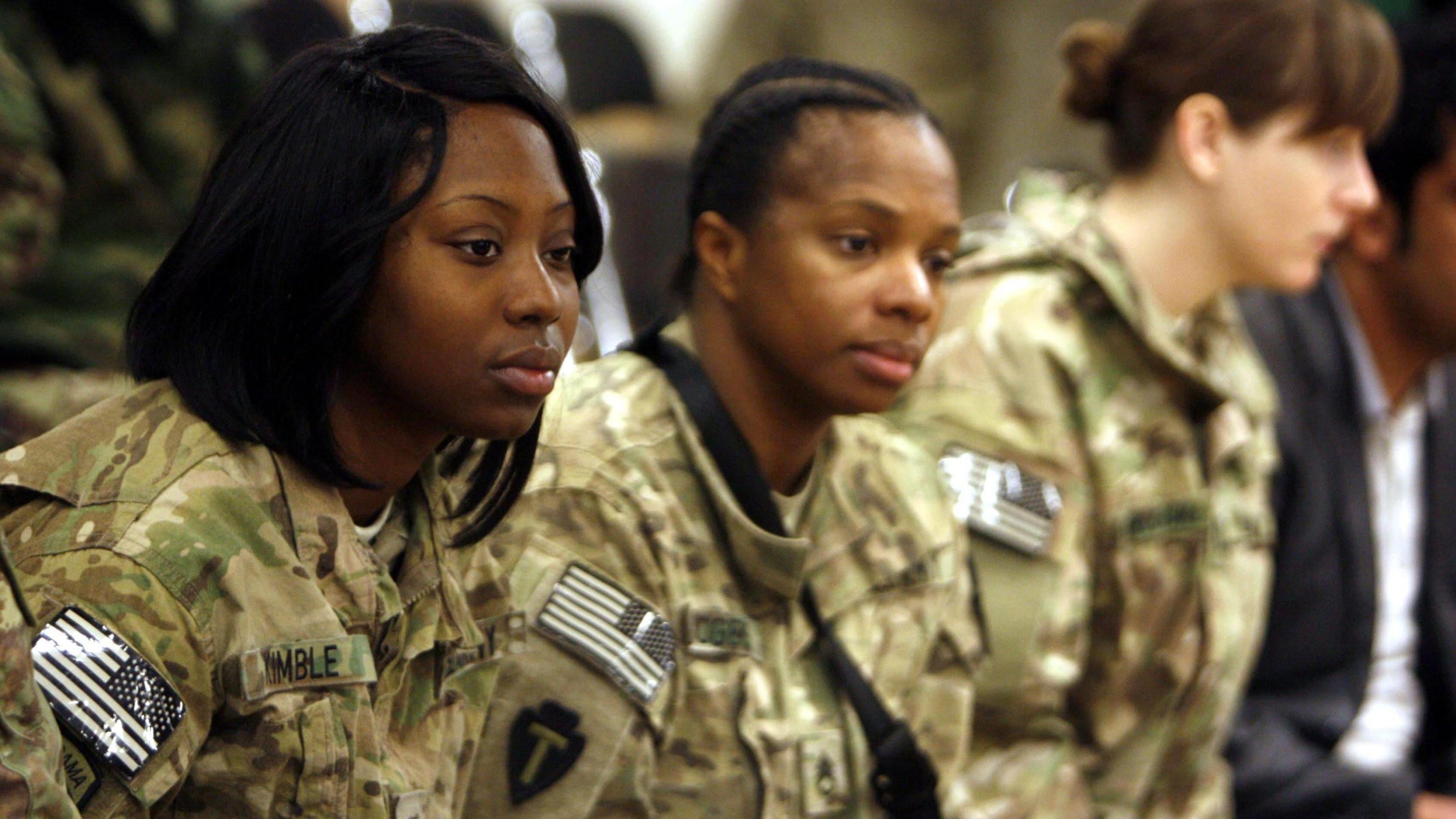 Usa, "Sì alle donne in prima linea" Pari opportunità al fronte