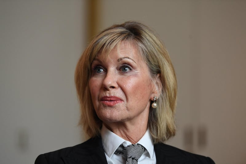 Morta Olivia Newton John: l'attrice si è spenta a 73 anni 5