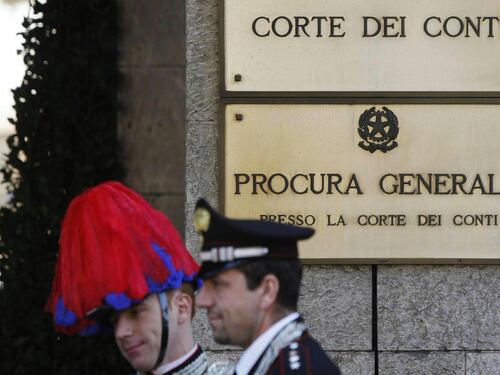La Corte dei Conti indaga su 48 euro donati dal Comune ai bambini