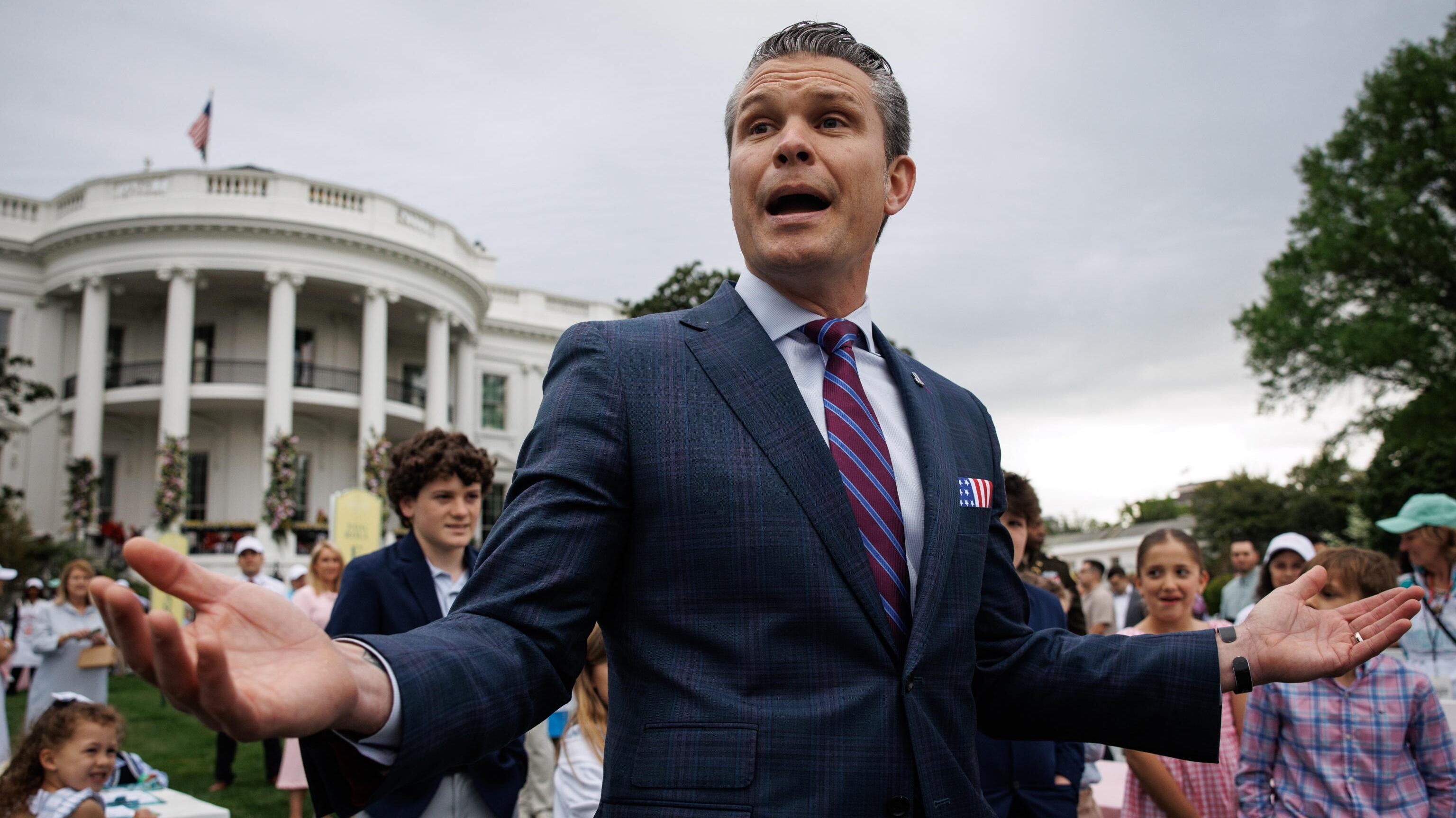 Hegseth nei guai per un'altra chat
