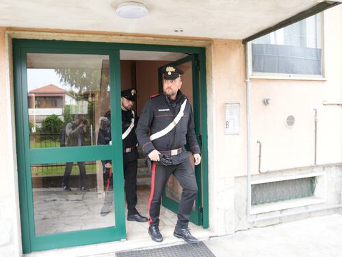 Moglie uccisa l'uomo in cella: "Chiedo scusa a mia figlia"