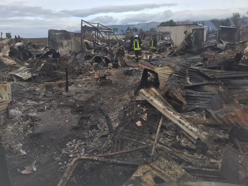 Le immagini dopo l'incendio nel Gran Ghetto 2