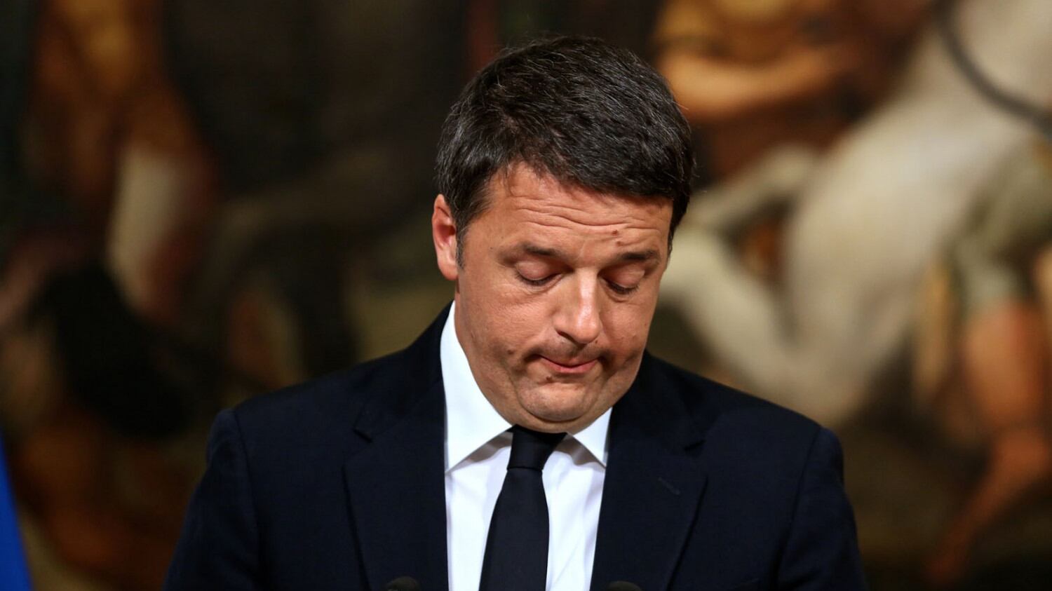 Matteo Renzi sale al Quirinale, ma Mattarella lo "congela"