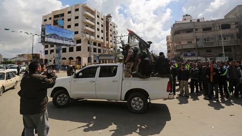 Inaugurato a Gaza City il monumento al razzo "m75" 2