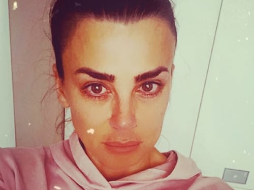 "Quelle merda!". Paura per Serena Enardu: cosa hanno fatto alla sua auto