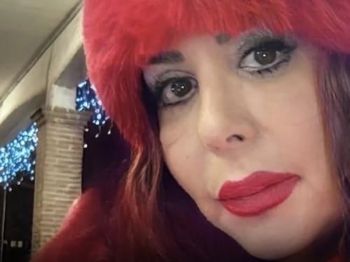 Donna muore per una liposuzione dopo una lunga agonia: "Infezioni ovunque", il chirurgo era recidivo