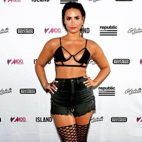 Demi Lovato, topless per Complex Magazine 11