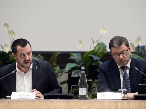 Salvini rilancia sulla rottamazione