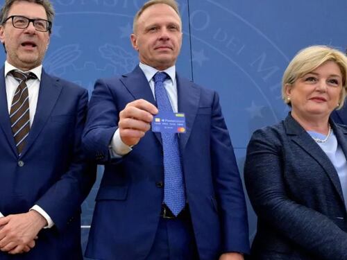 Carta acquisti "Dedicata a te" prorogata e potenziata: ecco quanto vale e chi ne ha diritto