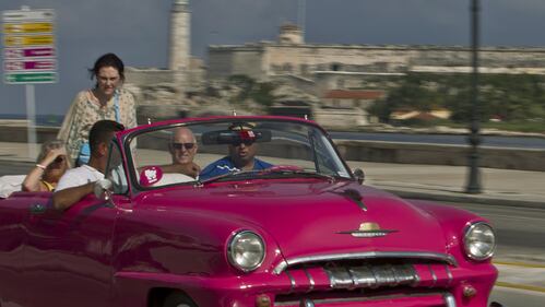 Cuba, le auto "classiche" e il turismo 4