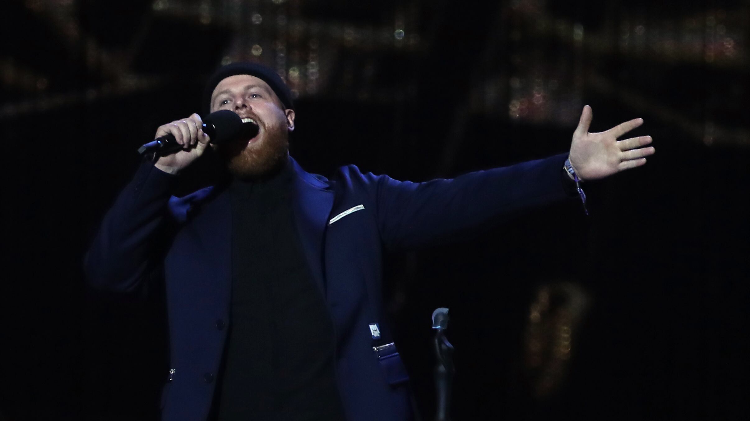 Gran voce e positività: il debutto d'oro di Tom Walker (che piace a William e Kate)