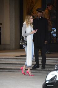 Chiara Ferragni, seno sexy a Parigi 16