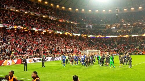 Europa League, i due italiani imbucati alla finale nell'area Vip 18