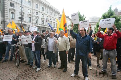 Milano, gli ambulanti contro Pisapia 9