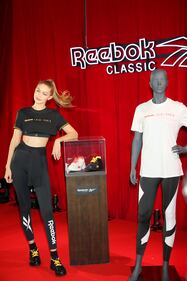 Gigi Hadid, sexy per Reebok: foto 3