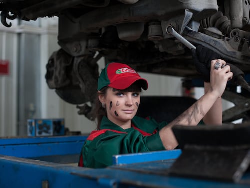 Che differenza c'è tra tagliando e revisione dell'auto