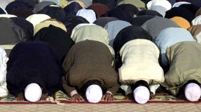 Religioni, nel 2050 musulmani quasi numerosi quanto i cristiani