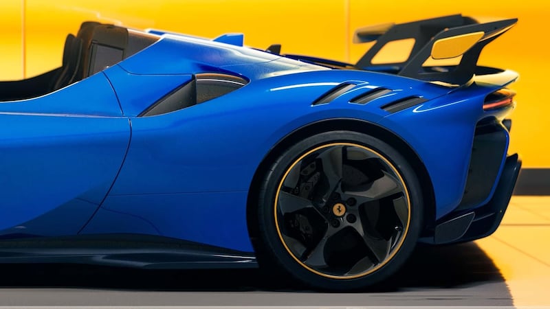 Ferrari SF90 XX, guarda tutte le foto 4