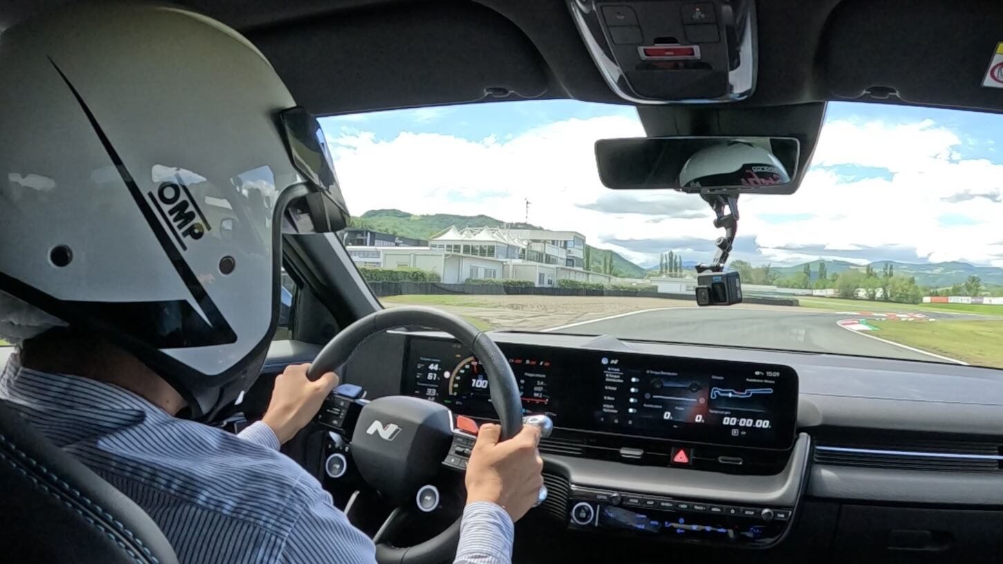 Dalla pista alla strada con l’inimitabile Hyundai Ioniq 5 N