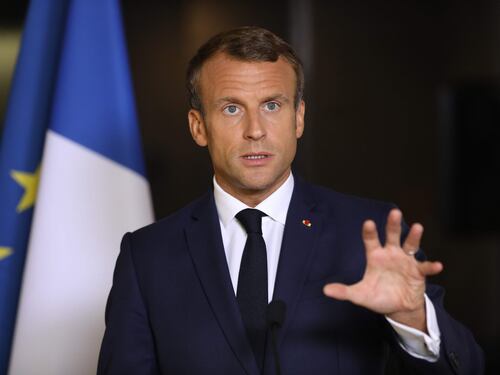 Per Macron l'Italia dovrà tenersi i clandestini