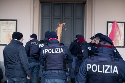 Atto vandalico Scala 5