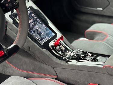 Lamborghini Huracan Sterrato: la gallery della nuova supercar Italiana da 610 CV 19