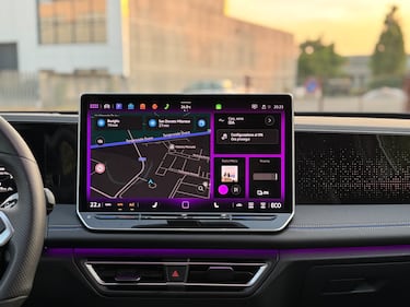 Volkswagen Tiguan eHybrid: guarda la gallery del nuovo SUV ibrido 17