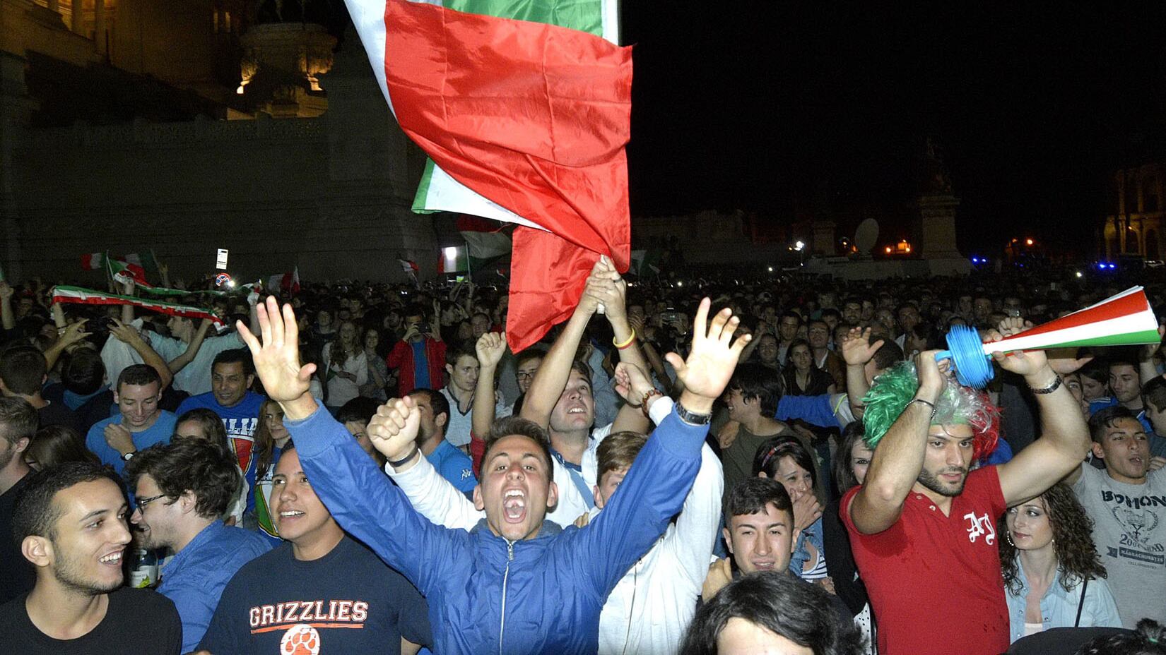 Italiani incollati davanti alla tv per gli azzurri