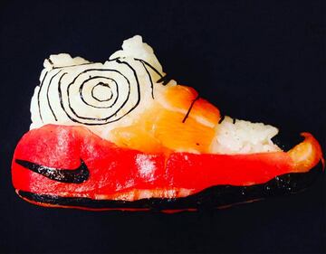 Lo chef che prepara scarpe di sushi 2