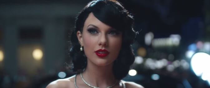 Taylor Swift sexy e selvaggia in Africa, ma è polemica 21
