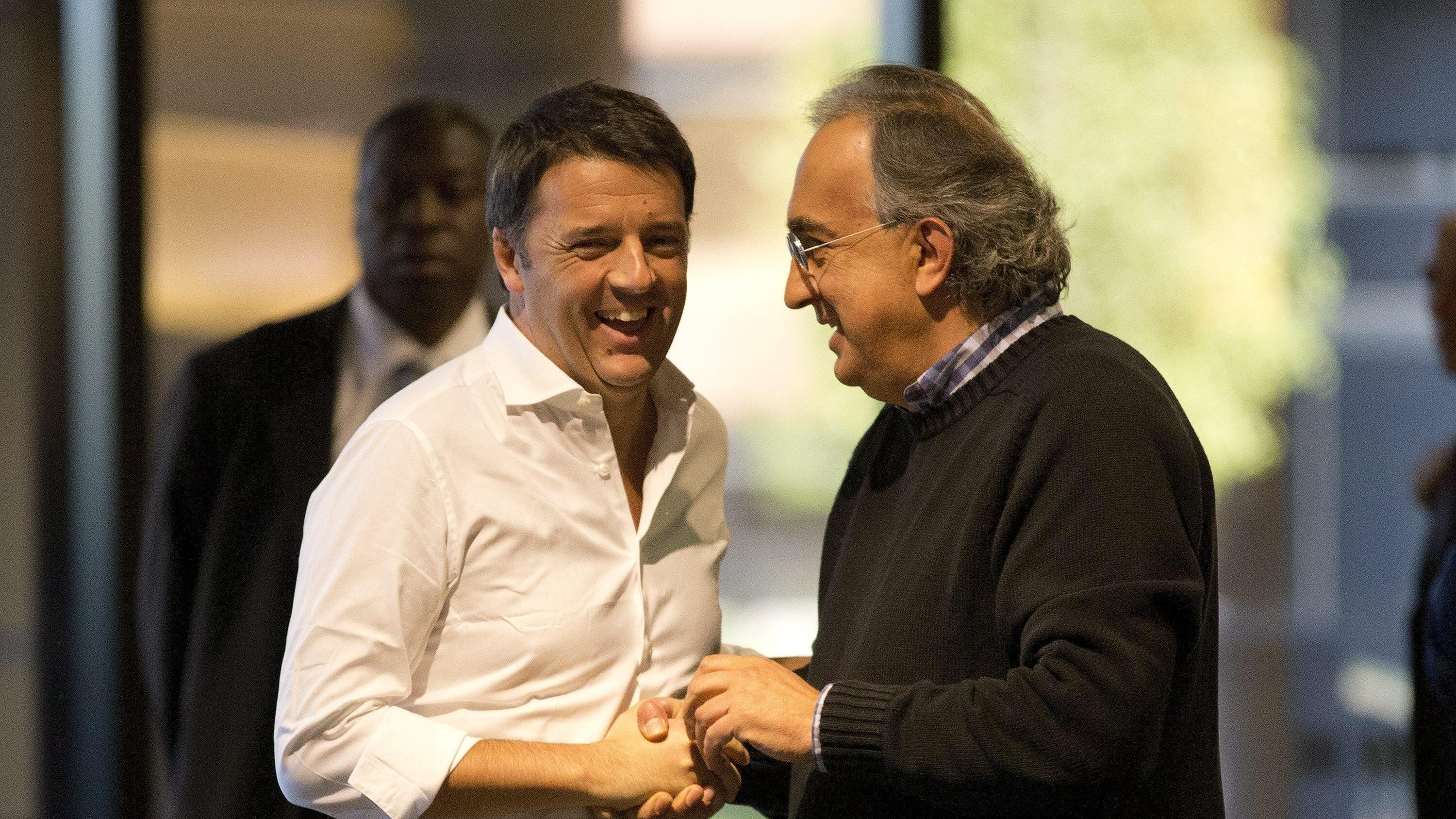 Renzi ora balla con Marchionne: "Siamo uguali, noi tiriamo dritto"