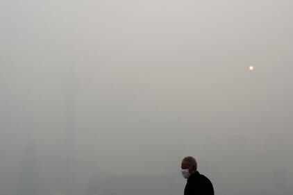 Shangai soffoca nello smog 5