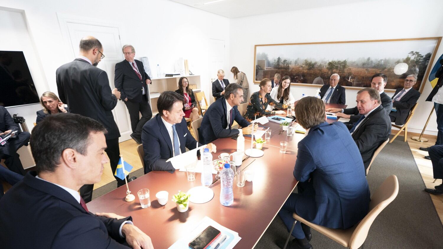 Consiglio Ue, due soluzioni sul tavolo per il Recovery Fund