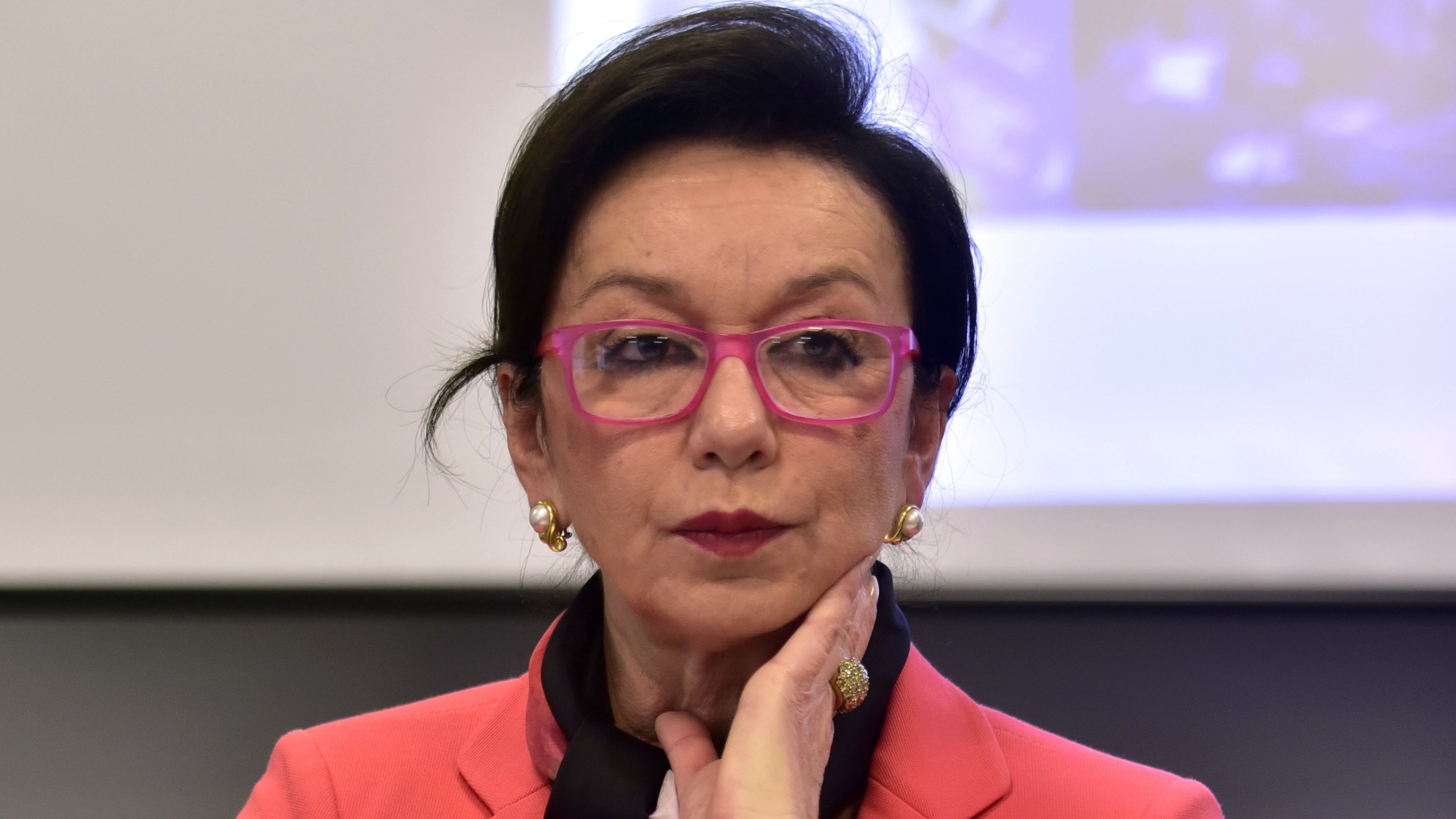 Niel spinge i titoli Gedi (+5%). Ma l'intesa ora è un giallo