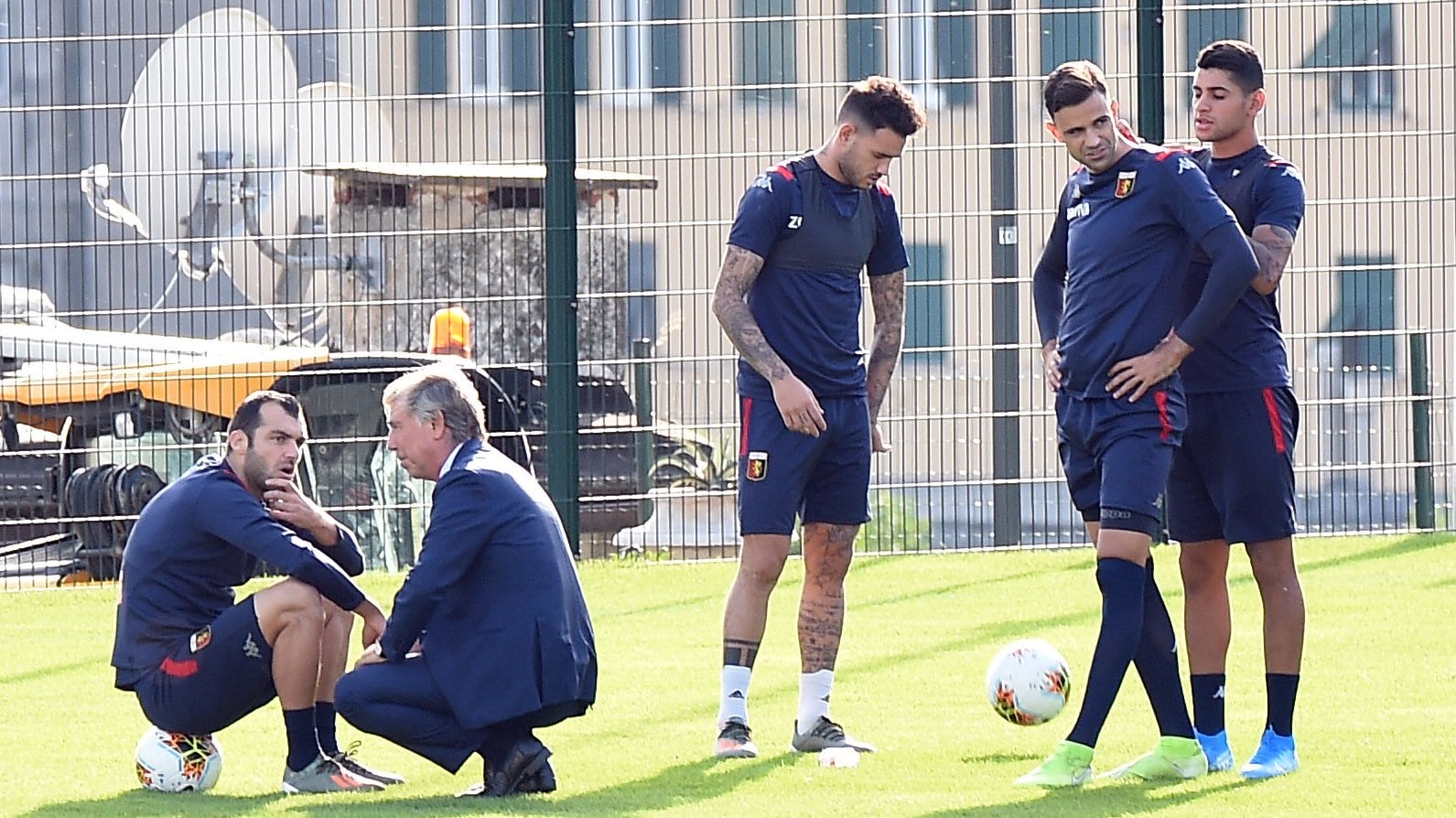 Genoa versione nostalgia sul mercato e Preziosi medita di affrontare la contestazione