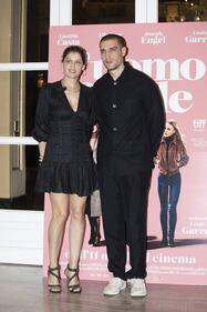 Laetitia Casta e  Louis Garrel per il film "L'uomo fedele"  8