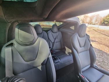 Tesla Model X Plaid, un’astronave da oltre 1.000 CV: guarda le foto 19